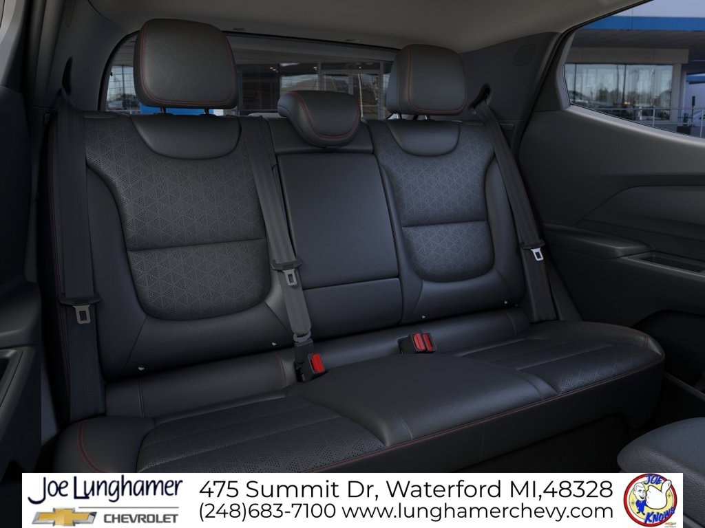 2027 Chevrolet Bolt RS - Photo 17