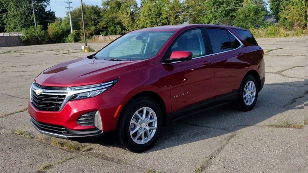 2024 Chevrolet Equinox LT photo 4