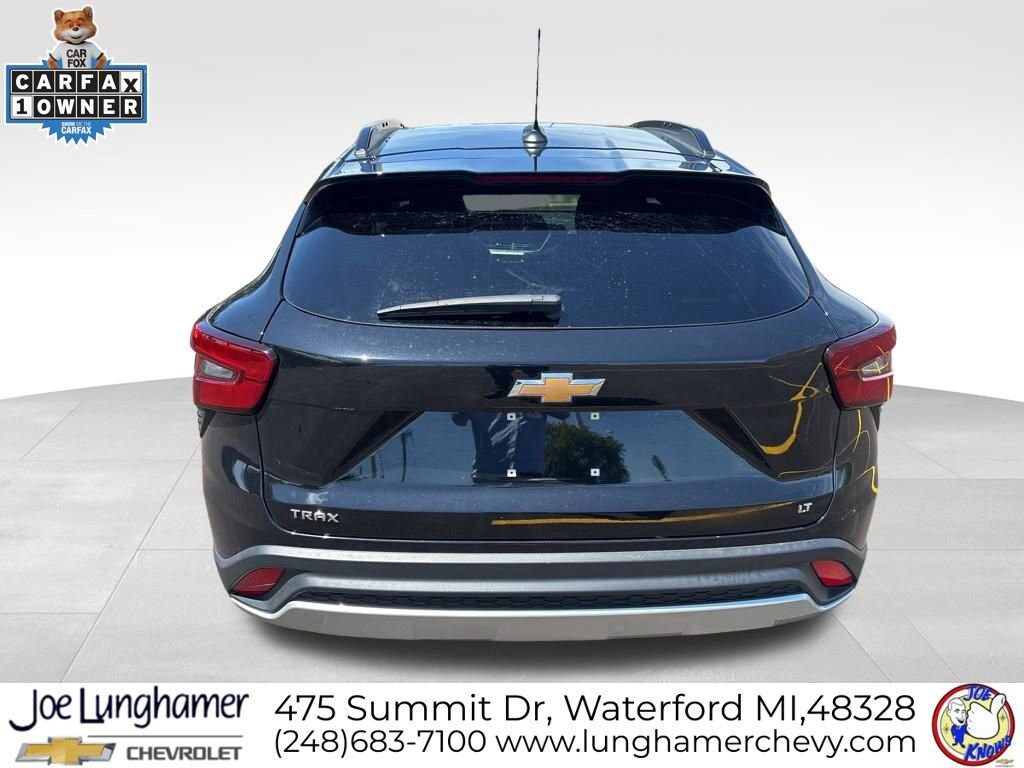 Used 2024 Chevrolet Trax LT SUV