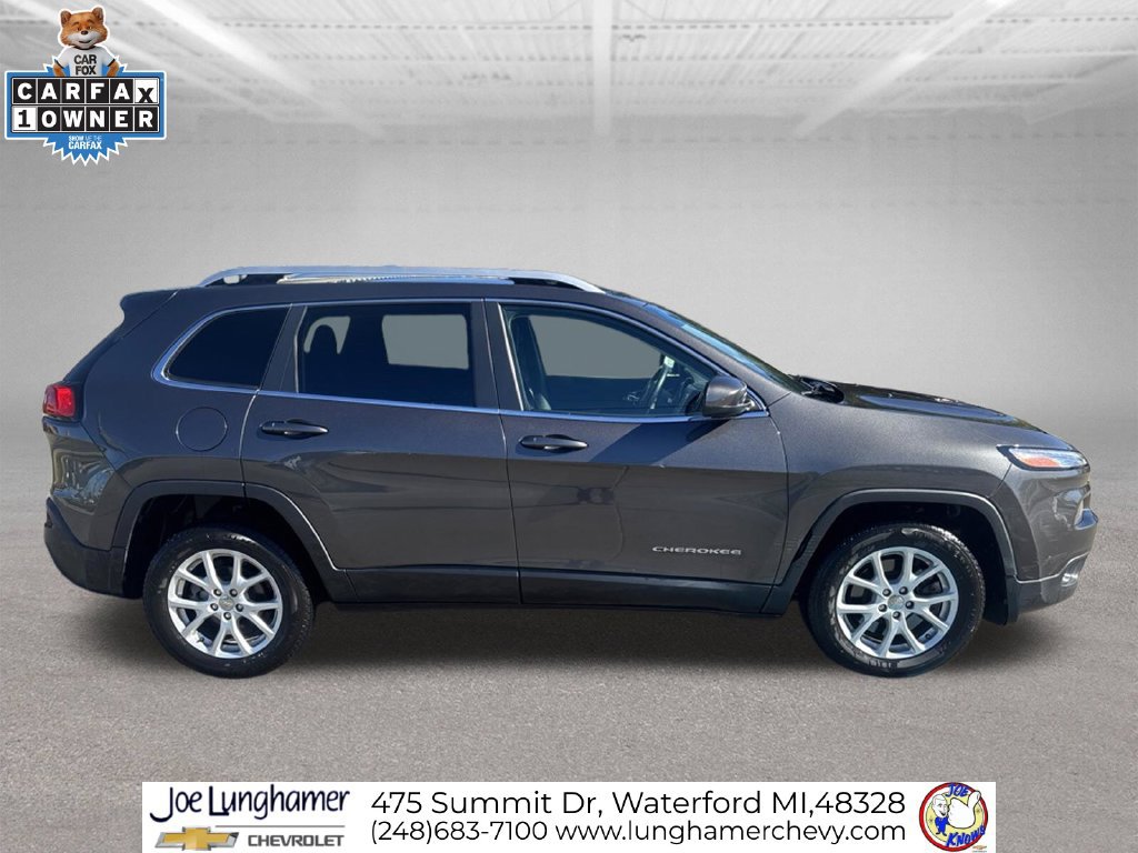 Used 2014 Jeep Cherokee Latitude with VIN 1C4PJLCB1EW154991 for sale in Waterford, MI