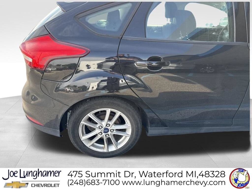 Used 2016 Ford Focus SE Hatchback