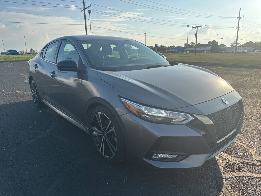 2020 Nissan Sentra SR photo 2