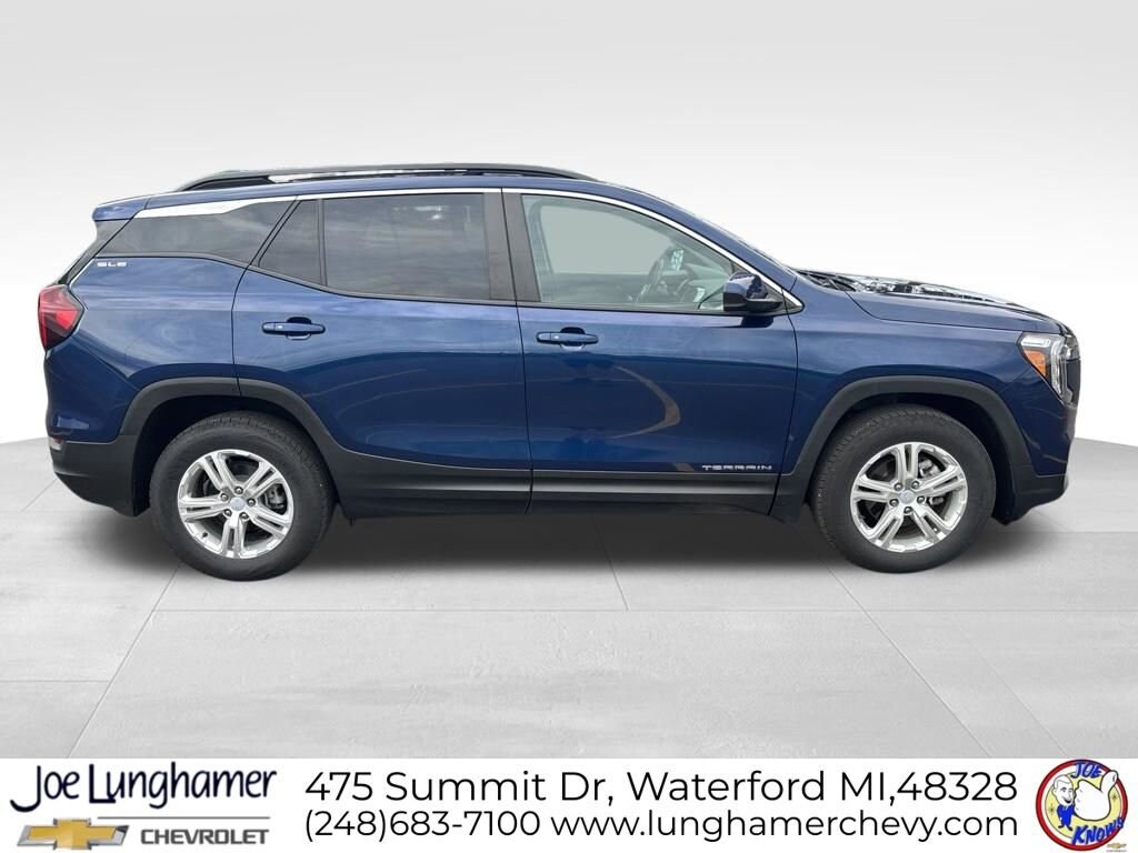 Used 2022 GMC Terrain SLE SUV