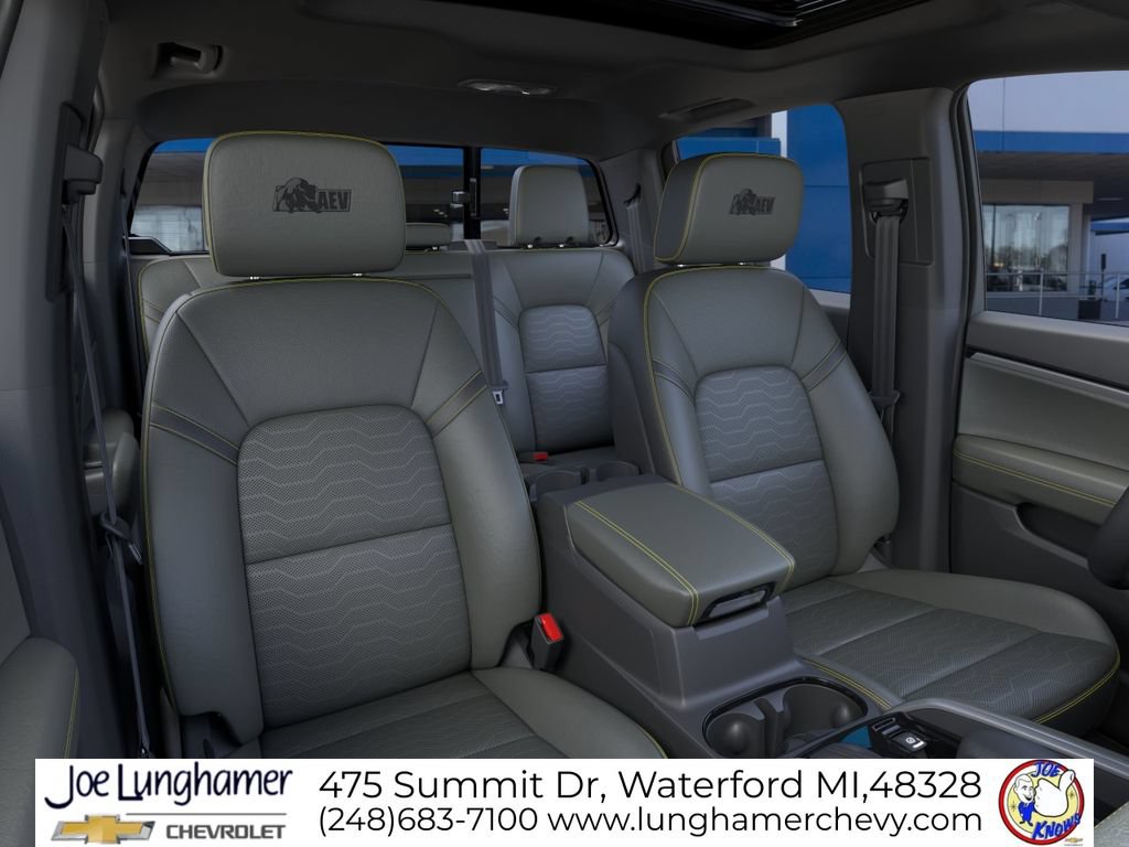 2026 Chevrolet Colorado ZR2 - Photo 16