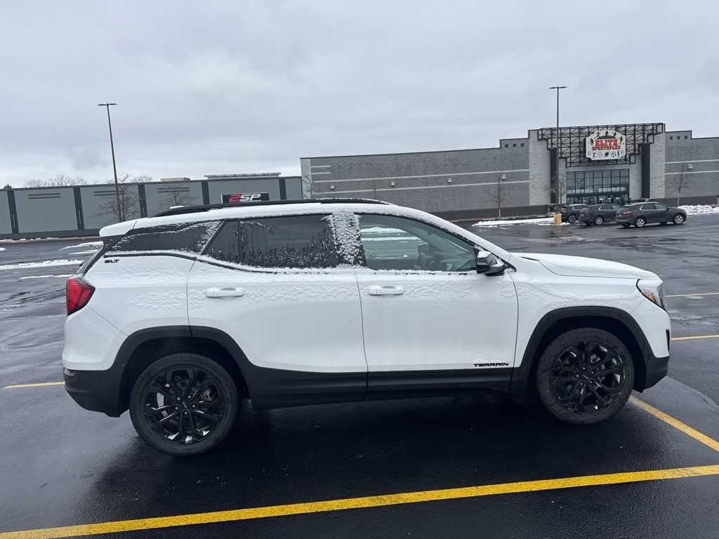 Used 2021 GMC Terrain SLT SUV