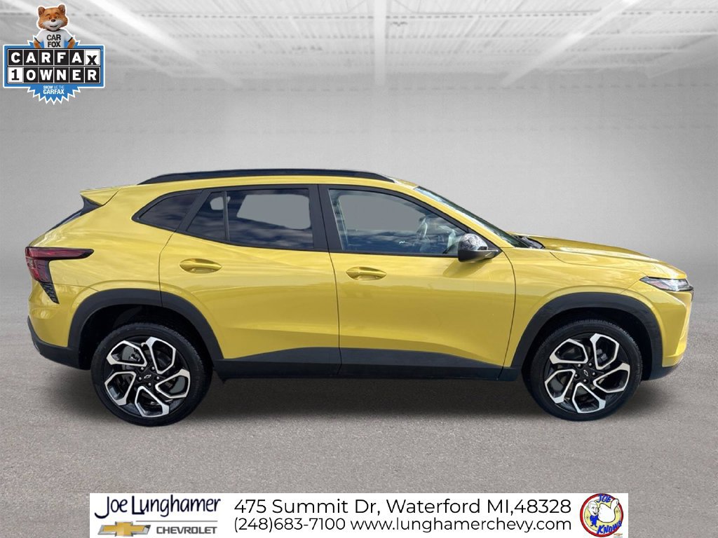 Used 2025 Chevrolet Trax 2RS SUV