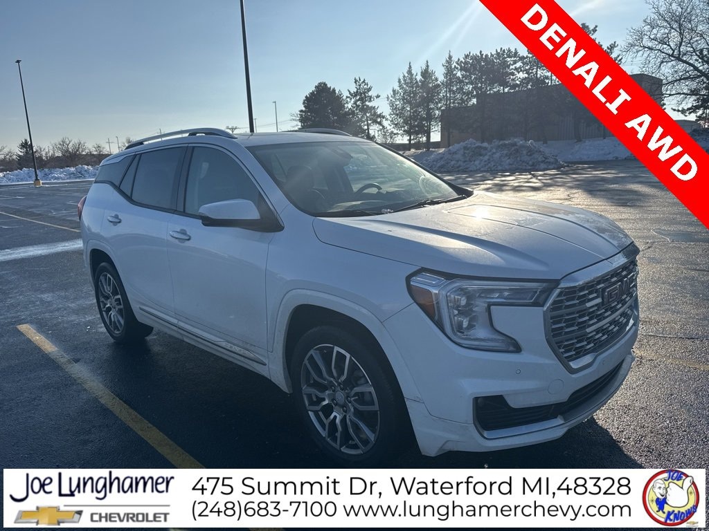 Used 2023 GMC Terrain Denali SUV