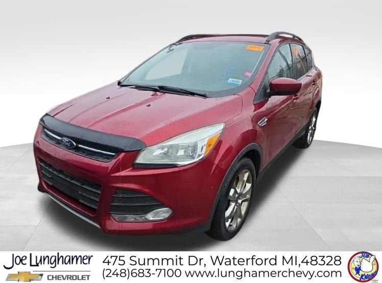Used 2016 Ford Escape SE with VIN 1FMCU9G90GUC22451 for sale in Waterford Township, MI
