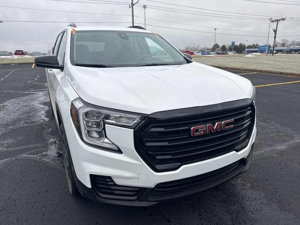 2023 GMC Terrain SLE's photo