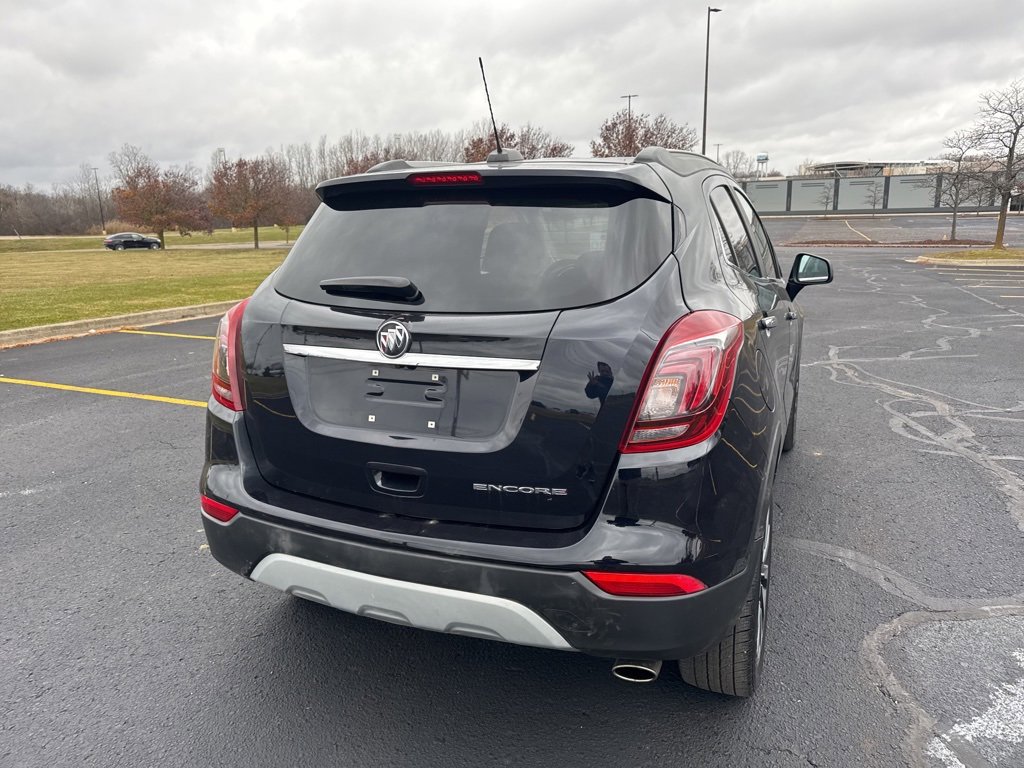 2021 Buick Encore Preferred photo 3