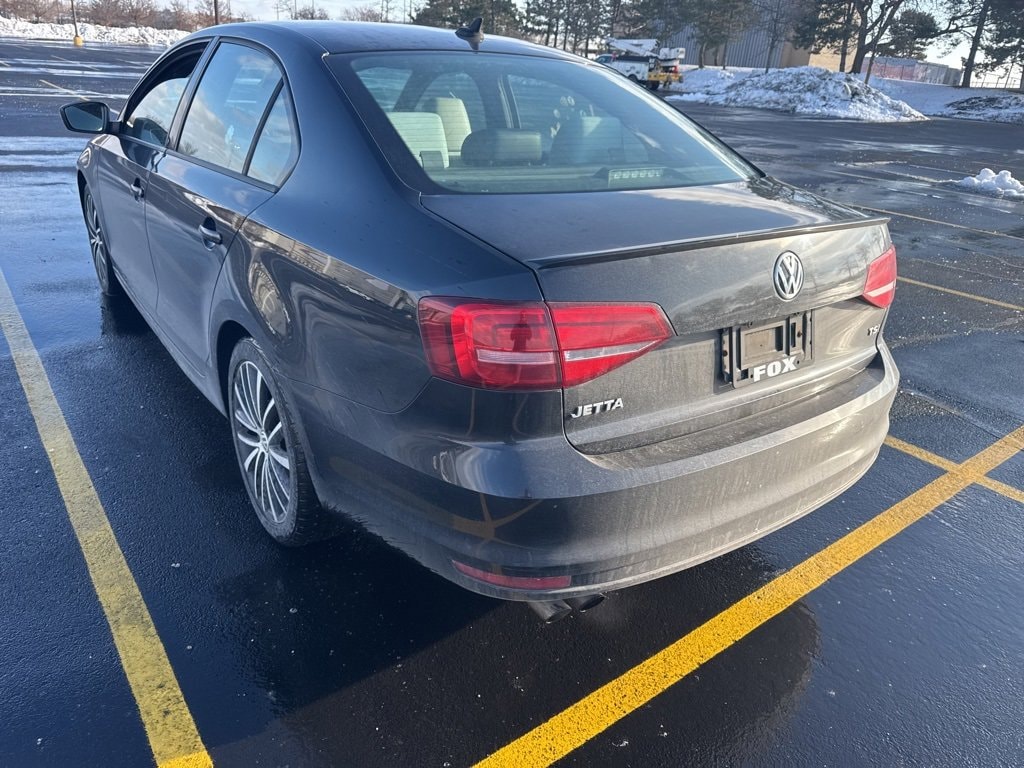 Used 2015 Volkswagen Jetta Sedan 1.8T SE