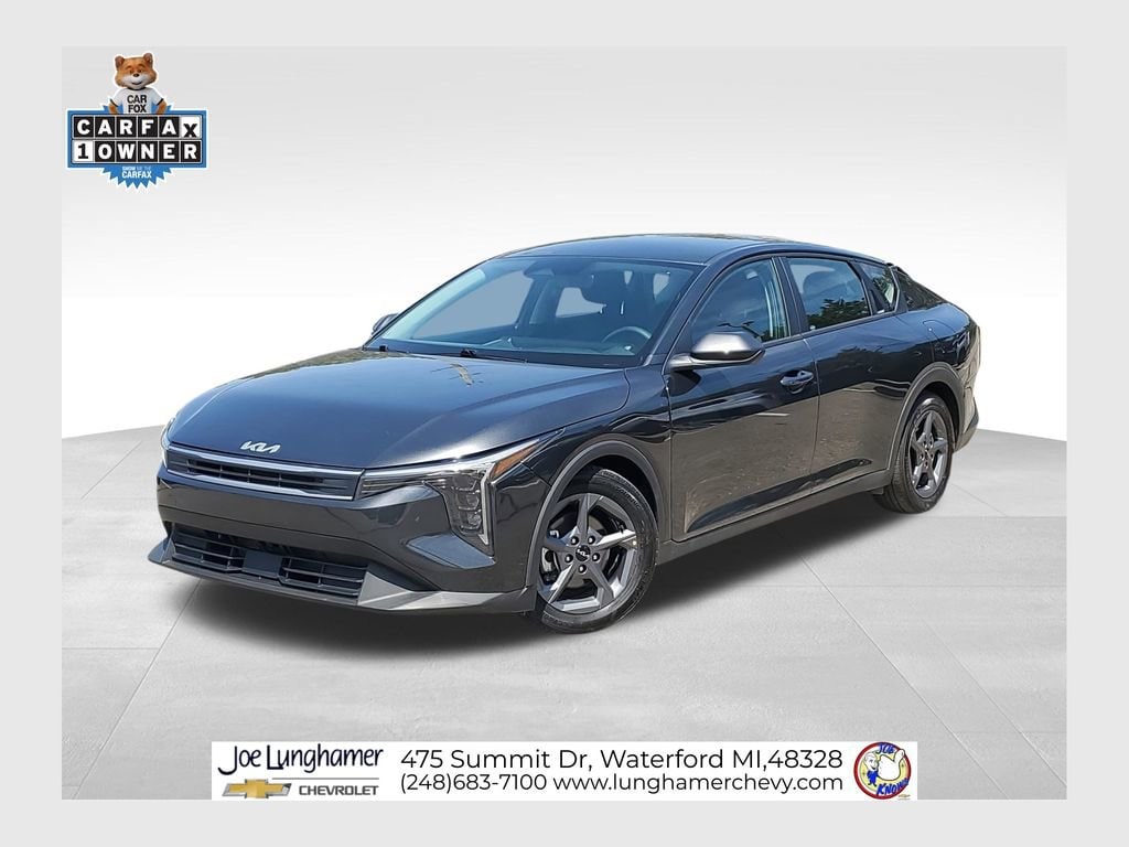 2025 Kia K4 LXS AT's photo