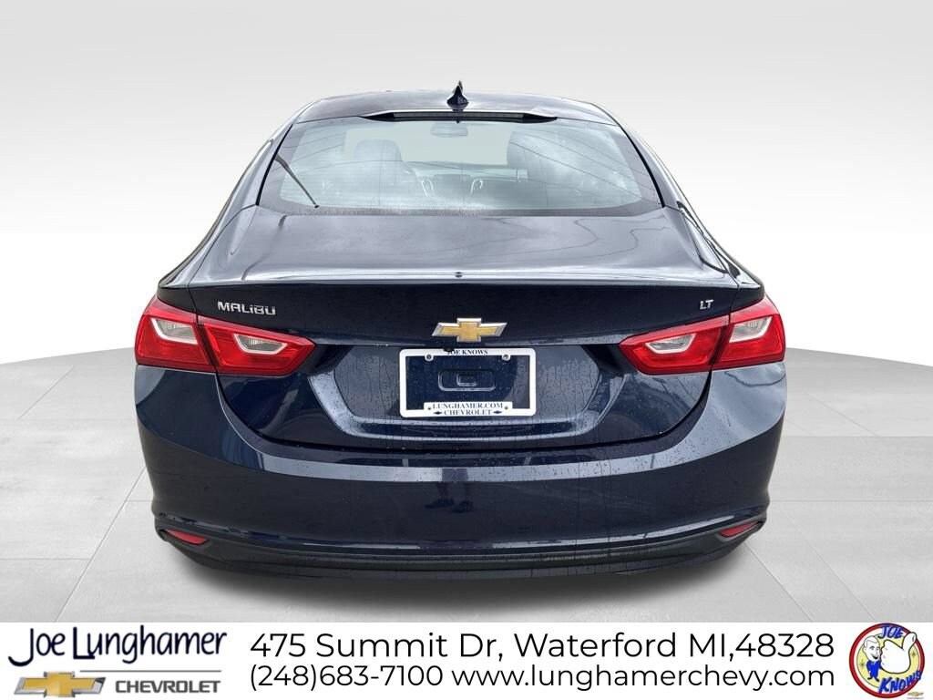 Used 2017 Chevrolet Malibu LT Car