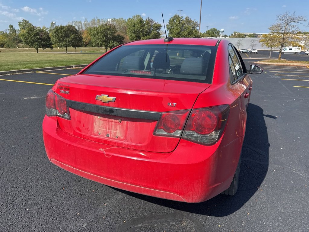 2016 Chevrolet Cruze LT photo 4