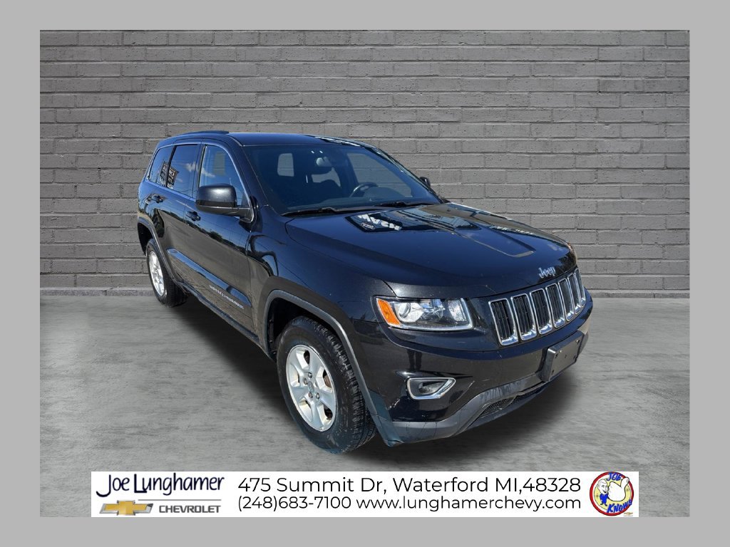 Used 2014 Jeep Grand Cherokee Laredo with VIN 1C4RJFAG1EC304902 for sale in Waterford, MI