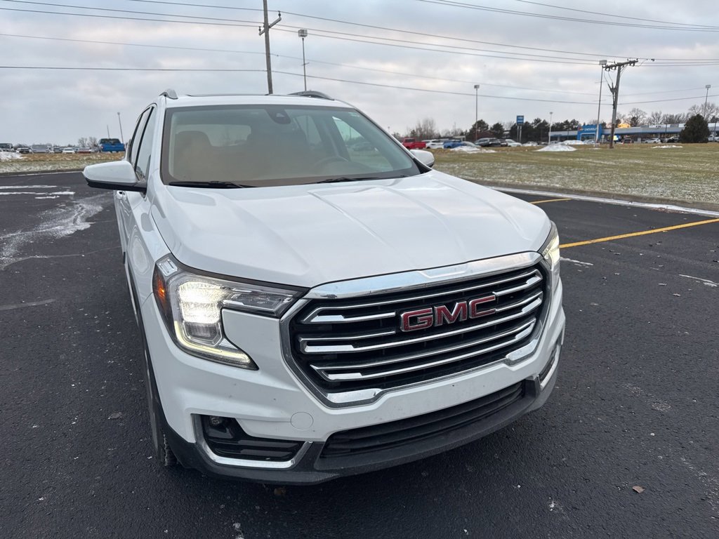 2023 GMC Terrain SLT's photo
