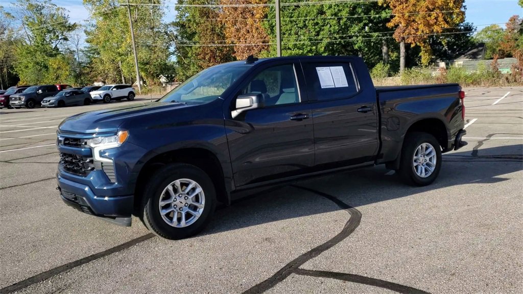 2022 Chevrolet Silverado 1500 RST photo 4