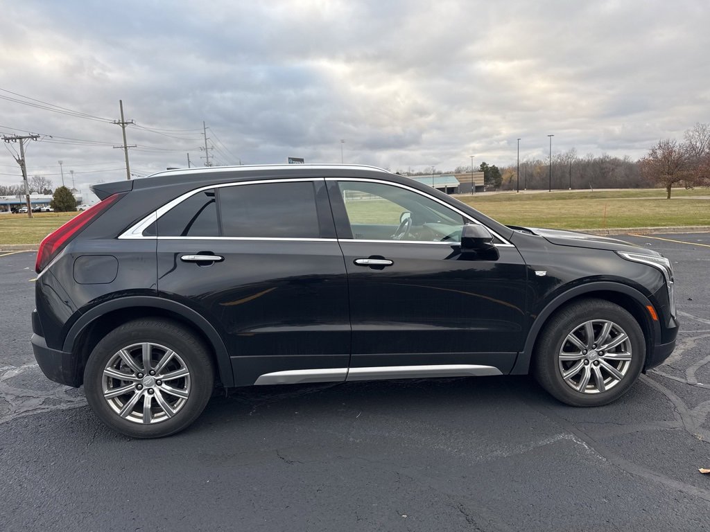 2019 Cadillac XT4 Premium Luxury photo 3