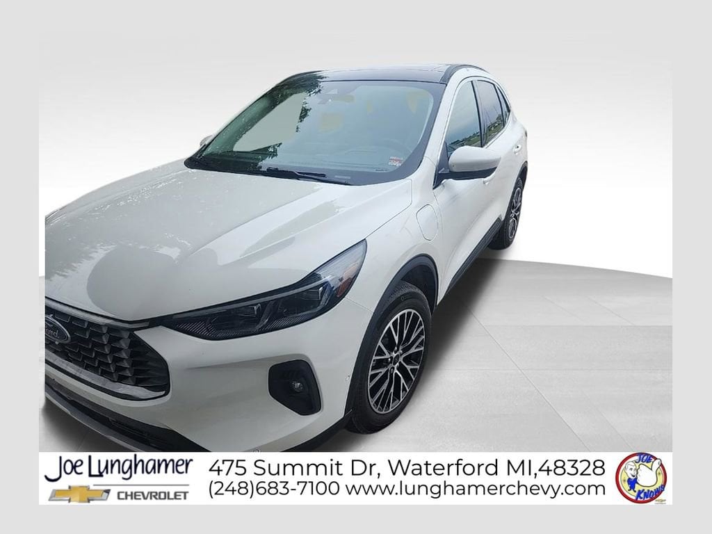 2024 Ford Escape Plug-in FWD's photo
