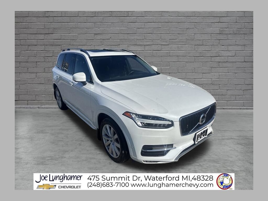 Used 2017 Volvo XC90 Momentum