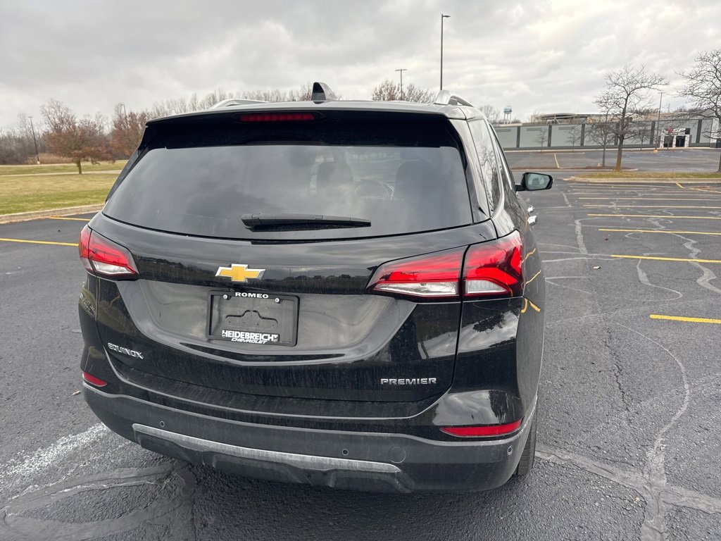 2023 Chevrolet Equinox Premier photo 3