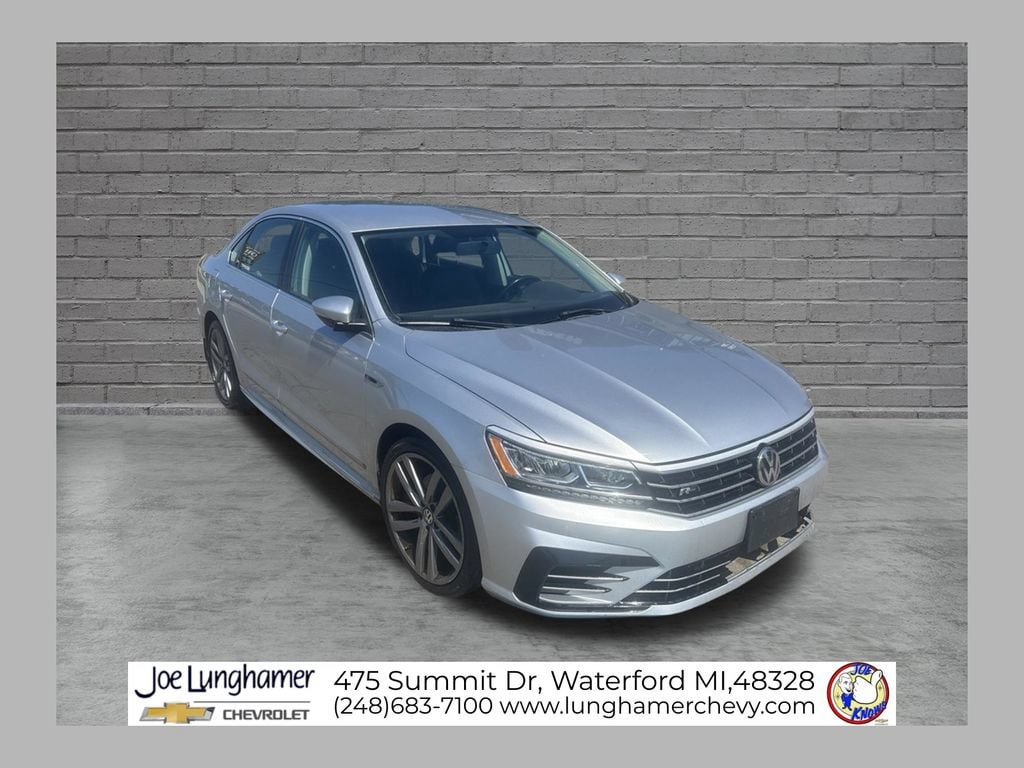 1VWDT7A37HC082942