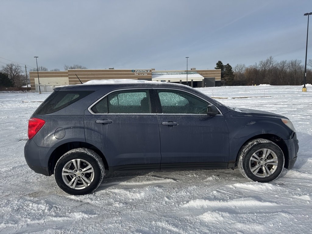2014 Chevrolet Equinox LS photo 3