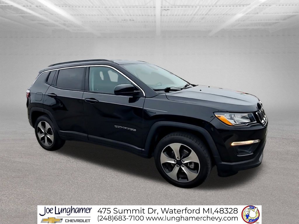 Used 2017 Jeep All-New Compass Latitude with VIN 3C4NJDBB6HT640799 for sale in Waterford, MI