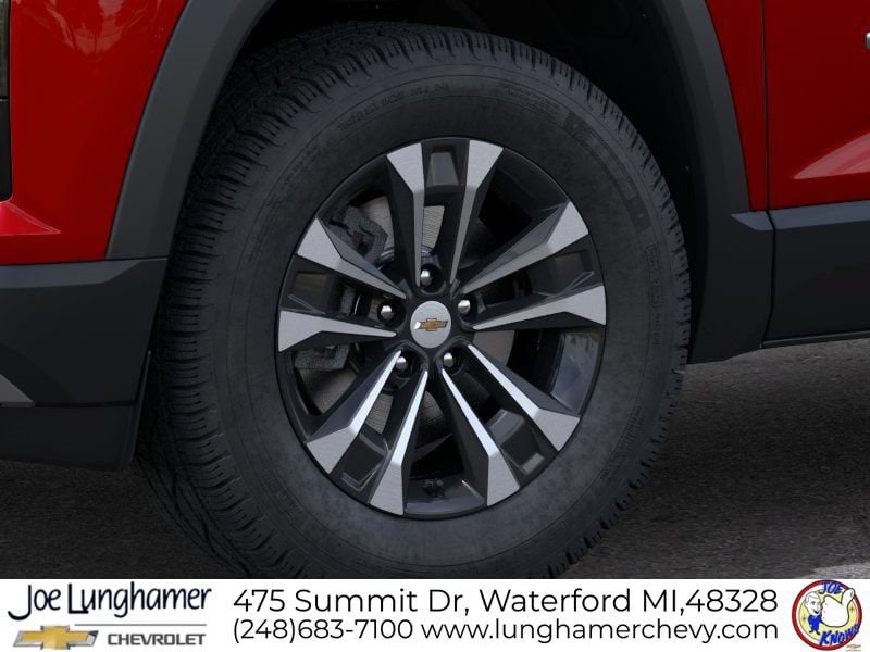 2027 Chevrolet Equinox LT - Photo 10
