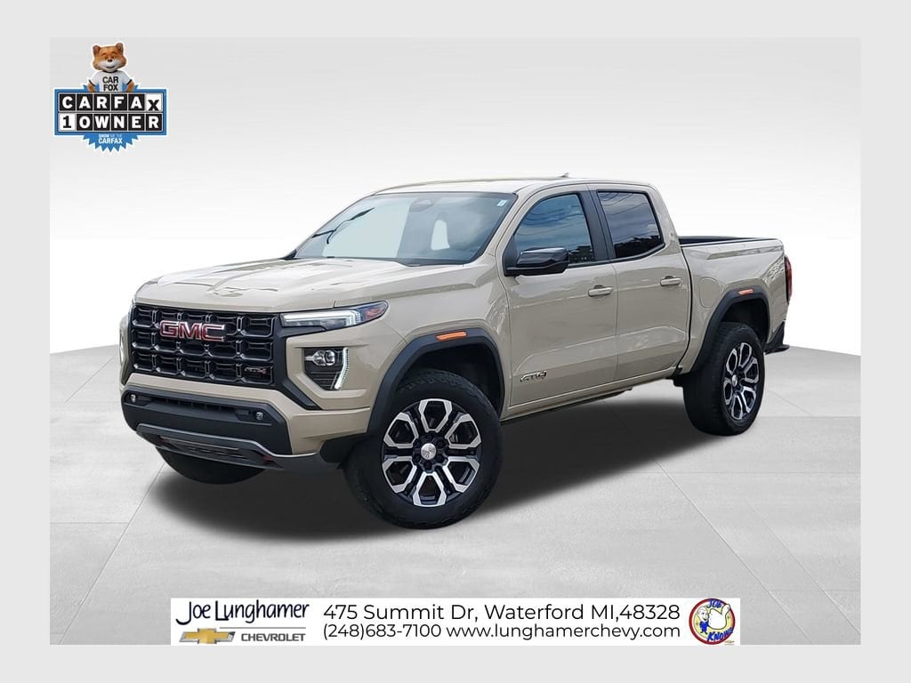 2023 GMC Canyon 4WD AT4 Crew Cab Short Box's photo