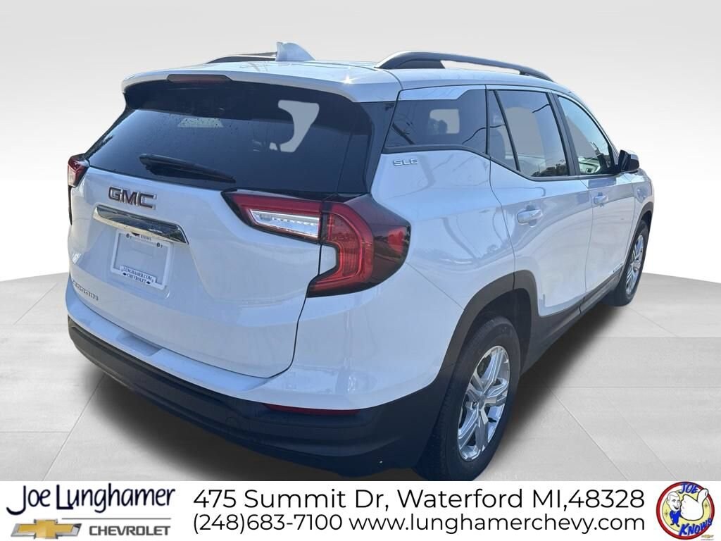 Used 2024 GMC Terrain SLE SUV