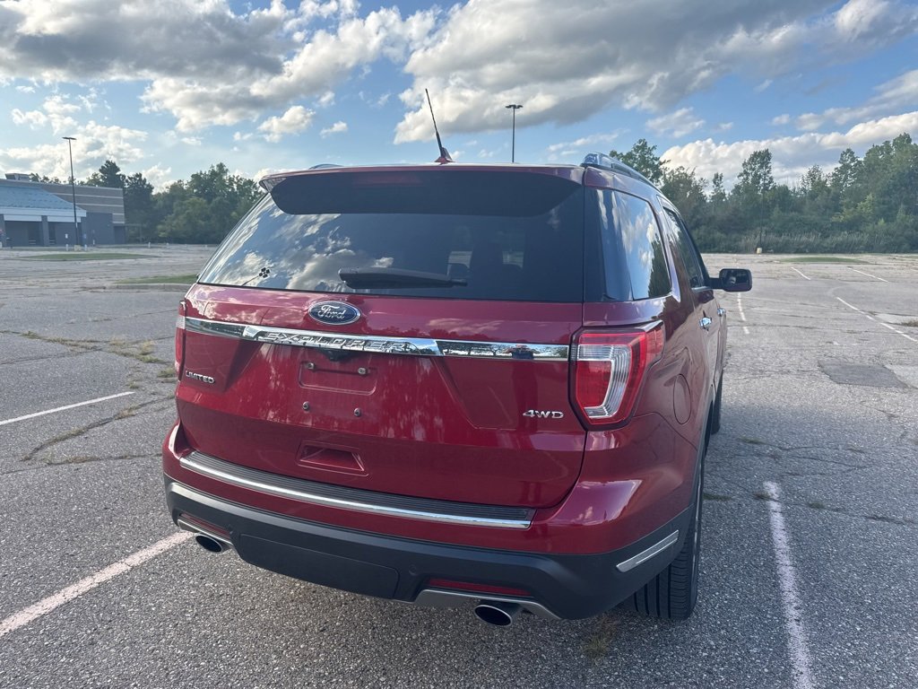 2018 Ford Explorer Limited photo 3