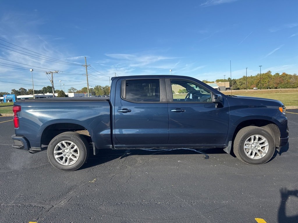 2022 Chevrolet Silverado 1500 photo 3