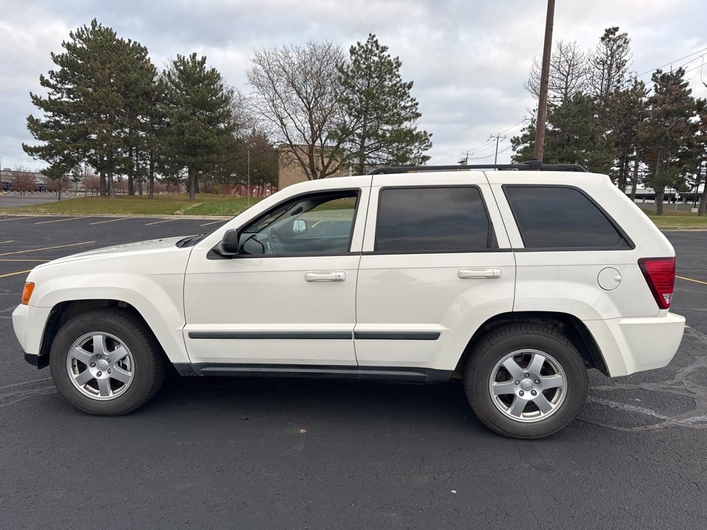 Used 2009 Jeep Grand Cherokee Laredo