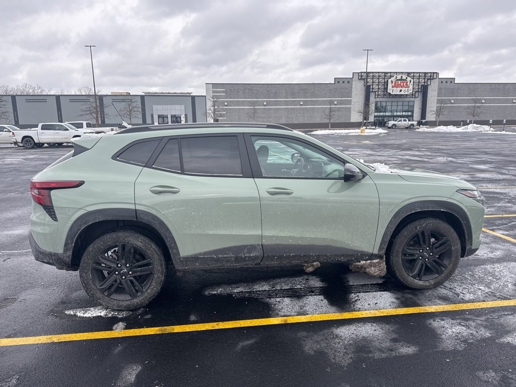 New 2025 Chevrolet Trax Activ SUV