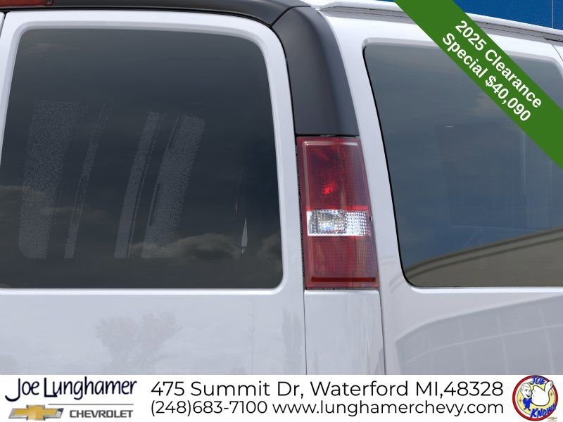 2025 Chevrolet Express Cargo Work Van - Photo 13