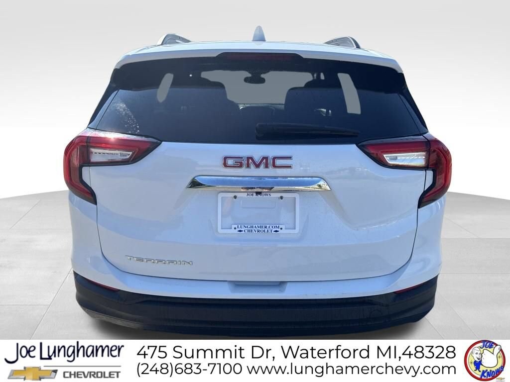 Used 2024 GMC Terrain SLE SUV