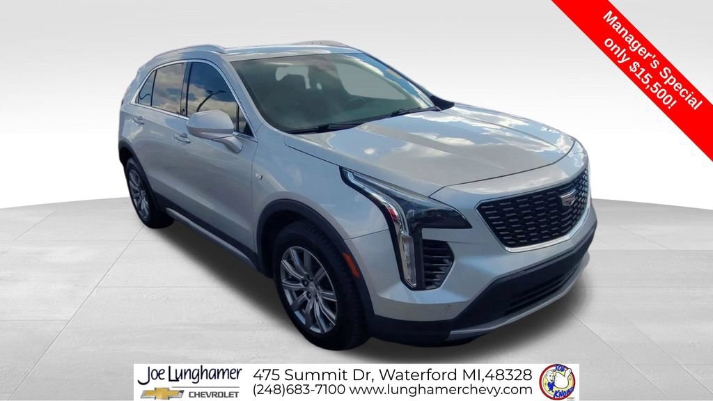 Used 2019 Cadillac XT4 Premium Luxury with VIN 1GYFZCR42KF229233 for sale in Waterford, MI