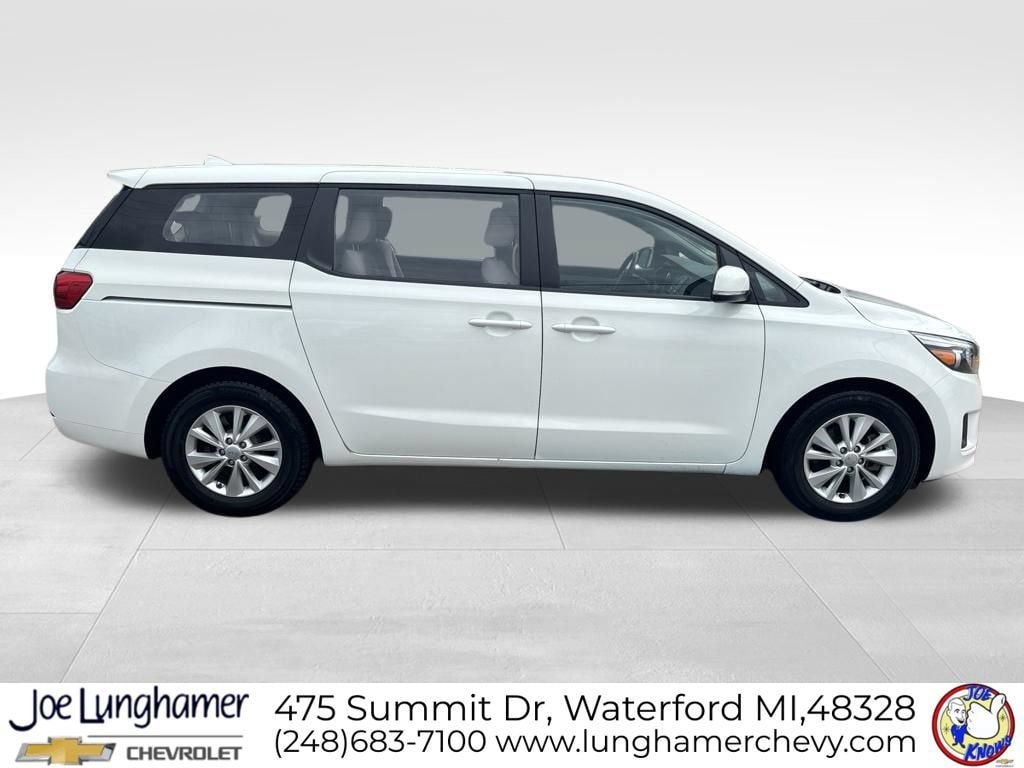 Used 2018 Kia Sedona L Minivan