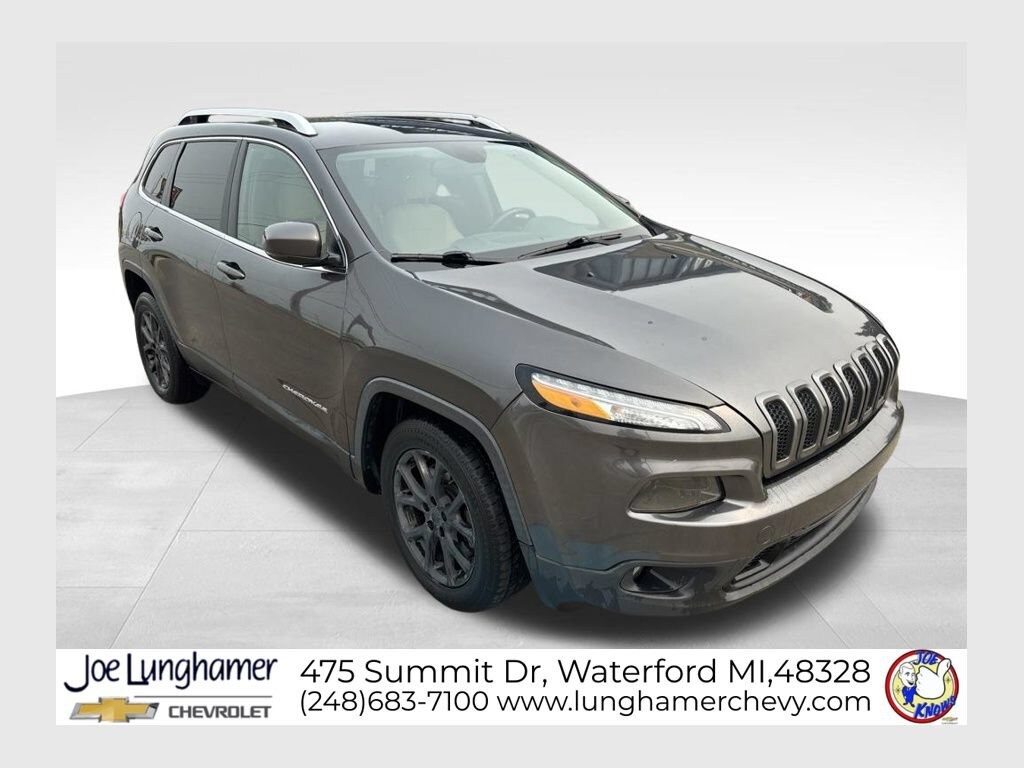Used 2017 Jeep Cherokee Latitude SUV
