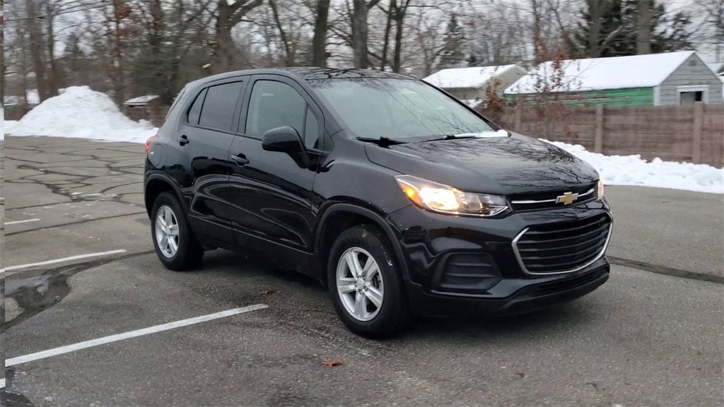 Used 2022 Chevrolet Trax LS SUV