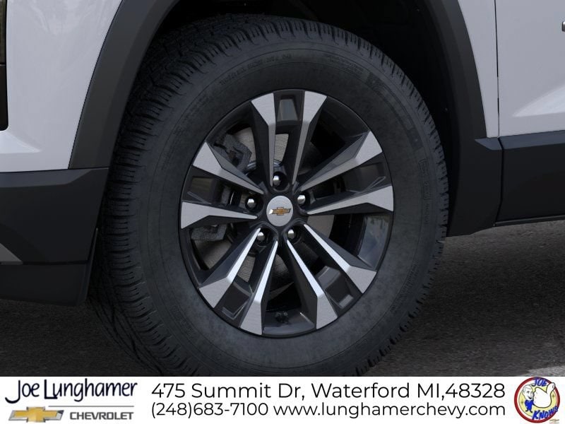 2027 Chevrolet Equinox LT - Photo 9