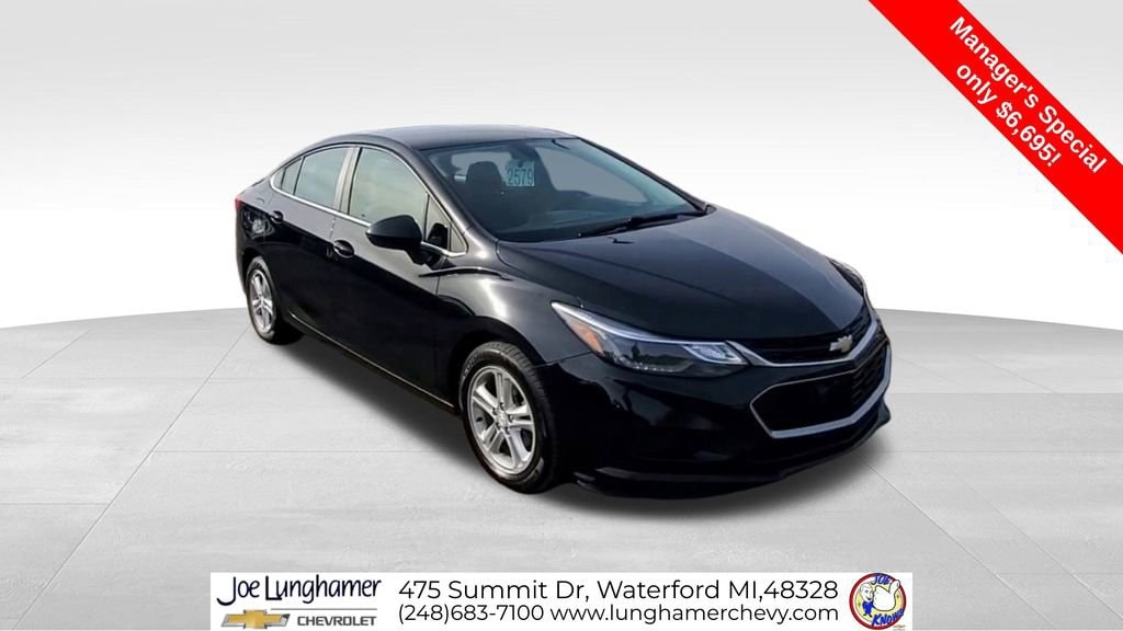 Used 2016 Chevrolet Cruze LT with VIN 1G1BE5SM7G7256489 for sale in Waterford Township, MI