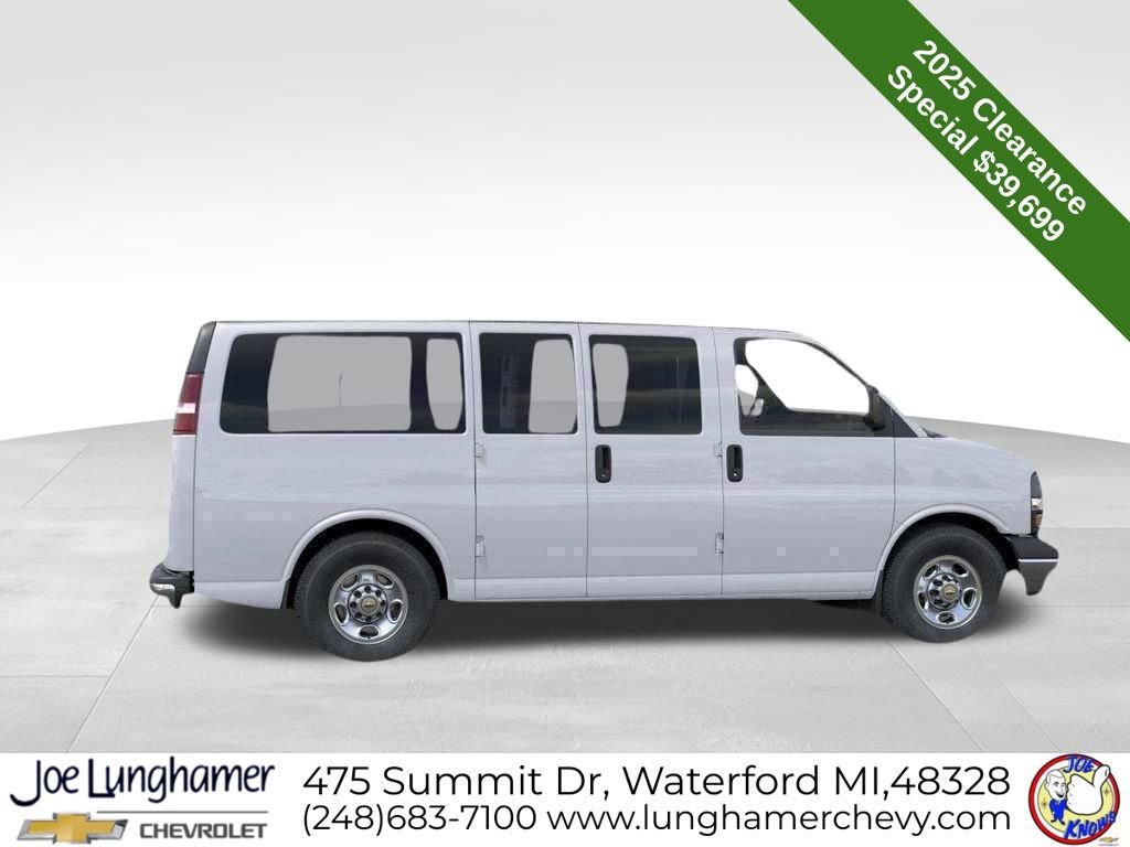 2025 Chevrolet Express Cargo Work Van - Photo 24