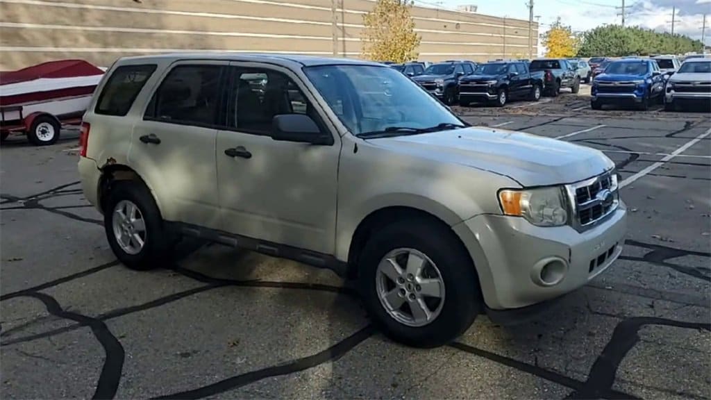Used 2009 Ford Escape XLS