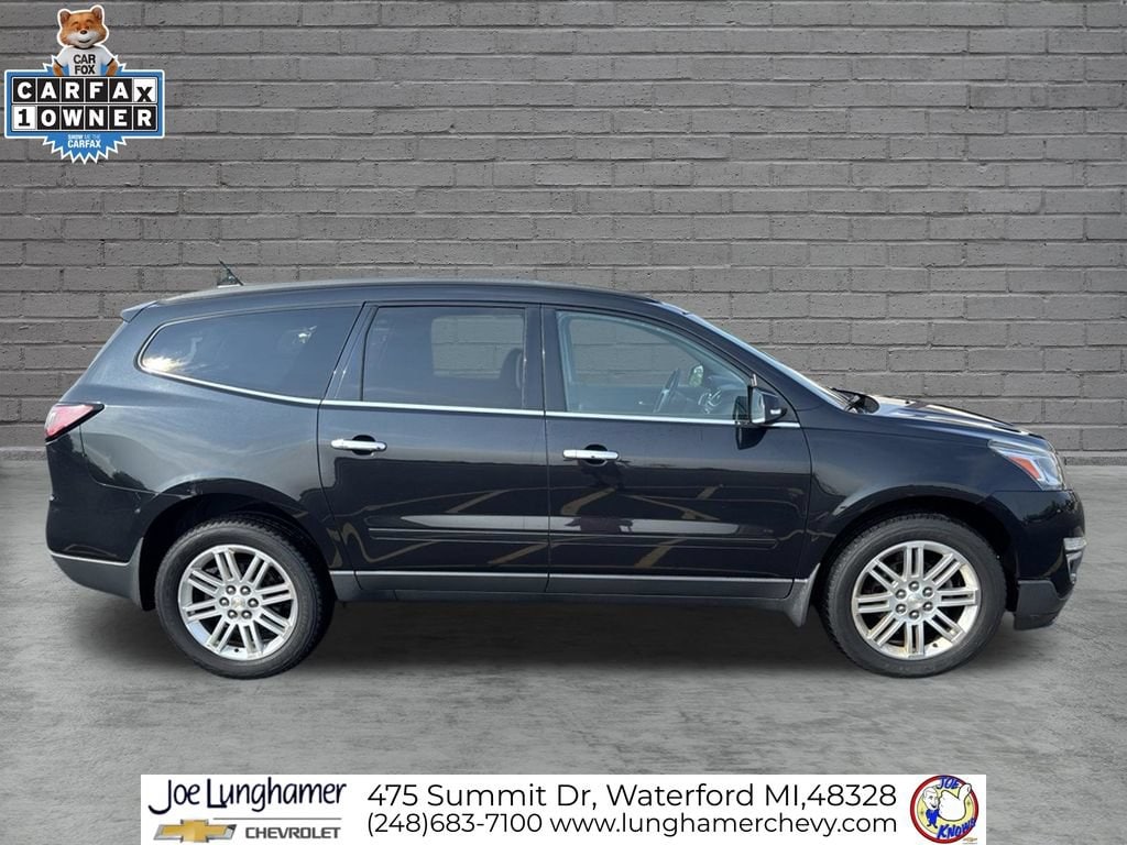 Used 2014 Chevrolet Traverse 1LT with VIN 1GNKRGKD0EJ361924 for sale in Waterford, MI