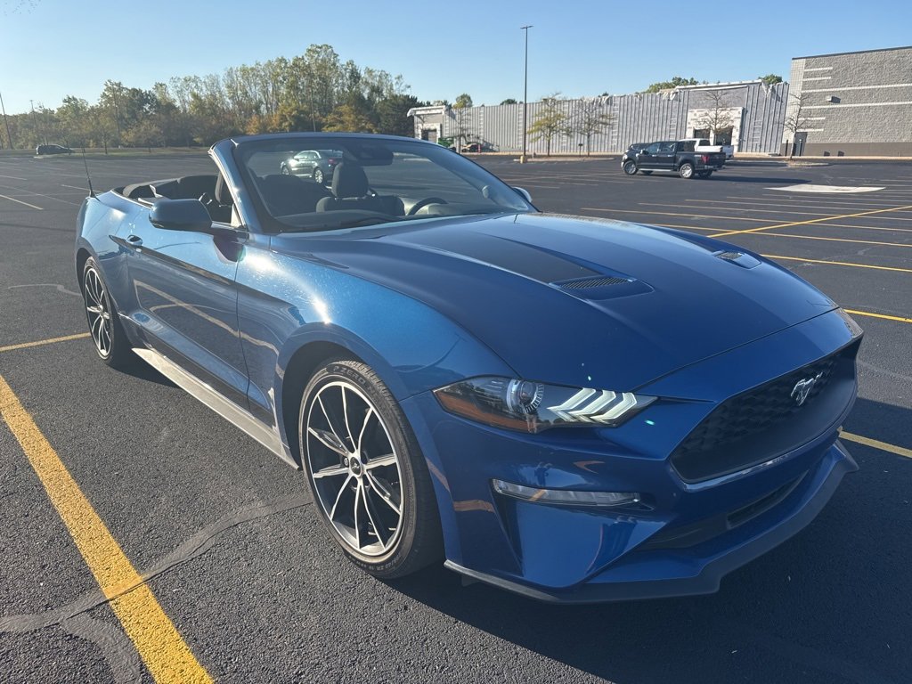 2022 Ford Mustang EcoBoost Convertible photo 2