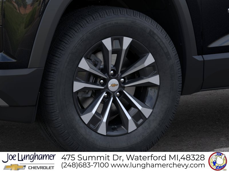 2027 Chevrolet Equinox LT - Photo 8