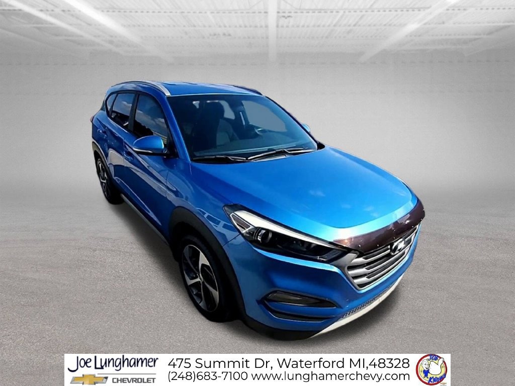 Used 2017 Hyundai Tucson Sport with VIN KM8J33A23HU369092 for sale in Waterford, MI