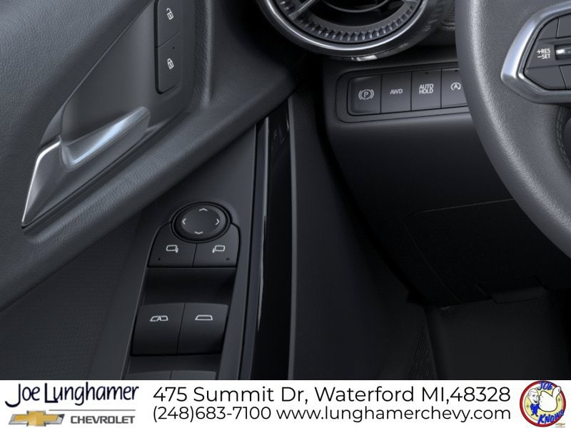 2027 Chevrolet Equinox LT - Photo 22